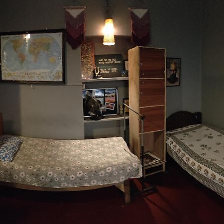 Calcutta Backpackers Homestay- For Travellers And Backpackers Buitenkant foto