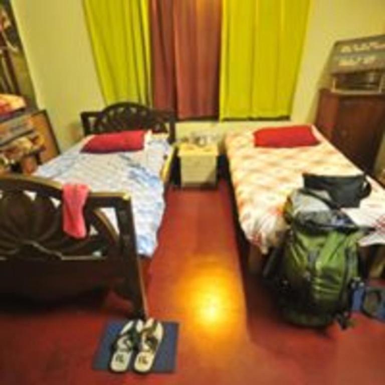 Calcutta Backpackers Homestay- For Travellers And Backpackers Buitenkant foto