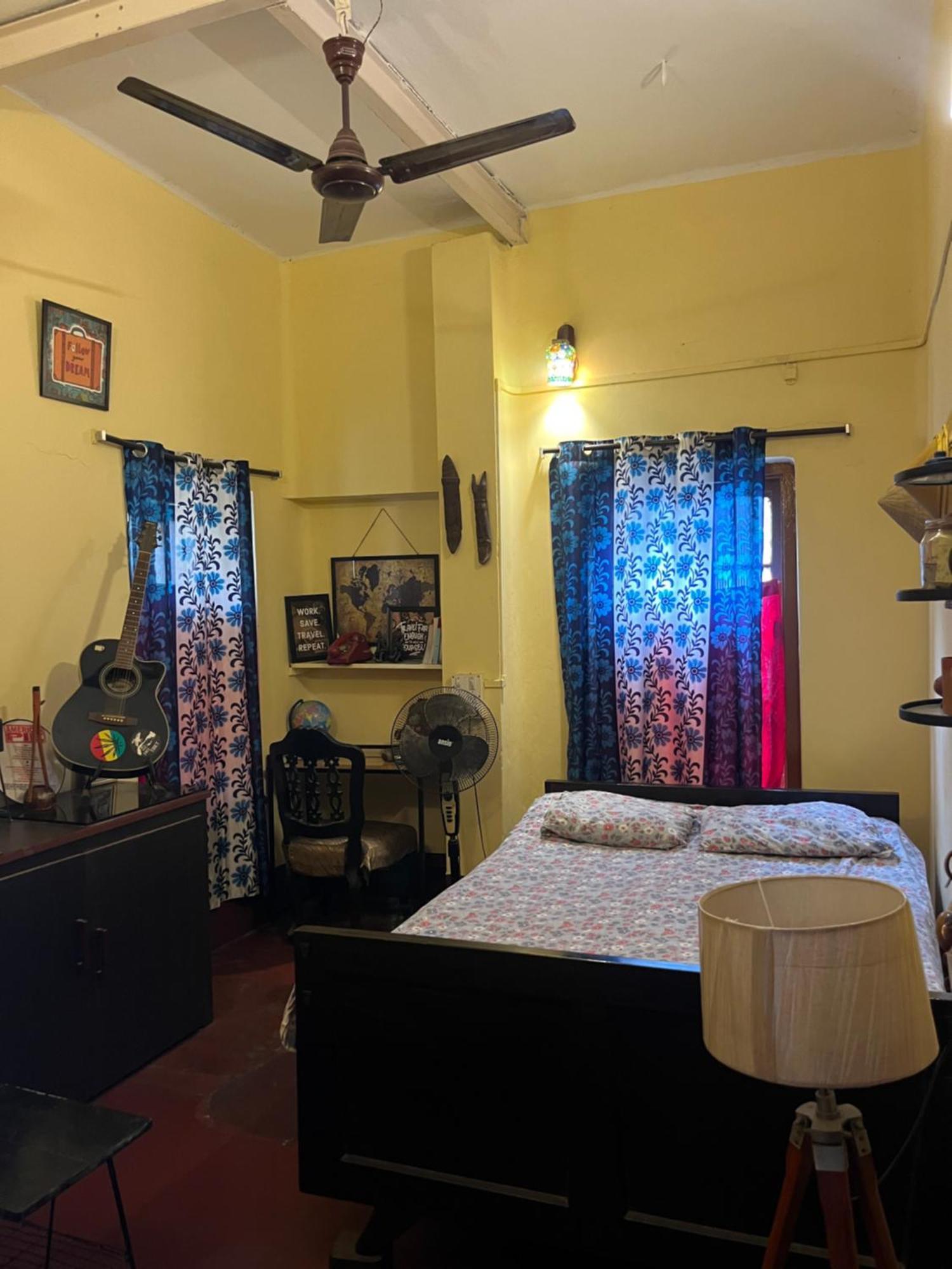 Calcutta Backpackers Homestay- For Travellers And Backpackers Buitenkant foto